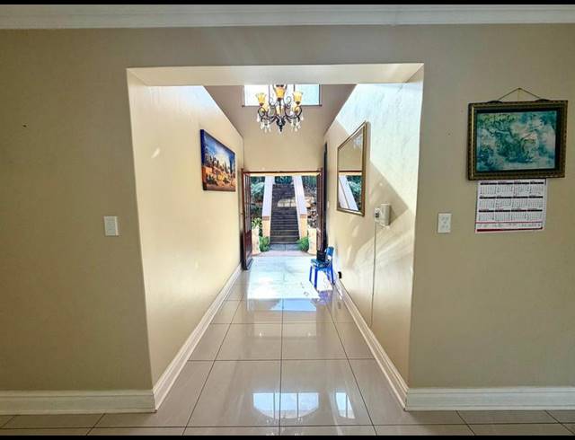 3 BEDROOM TOWNHOUSE FOR SALE IN FERNCLIFFE